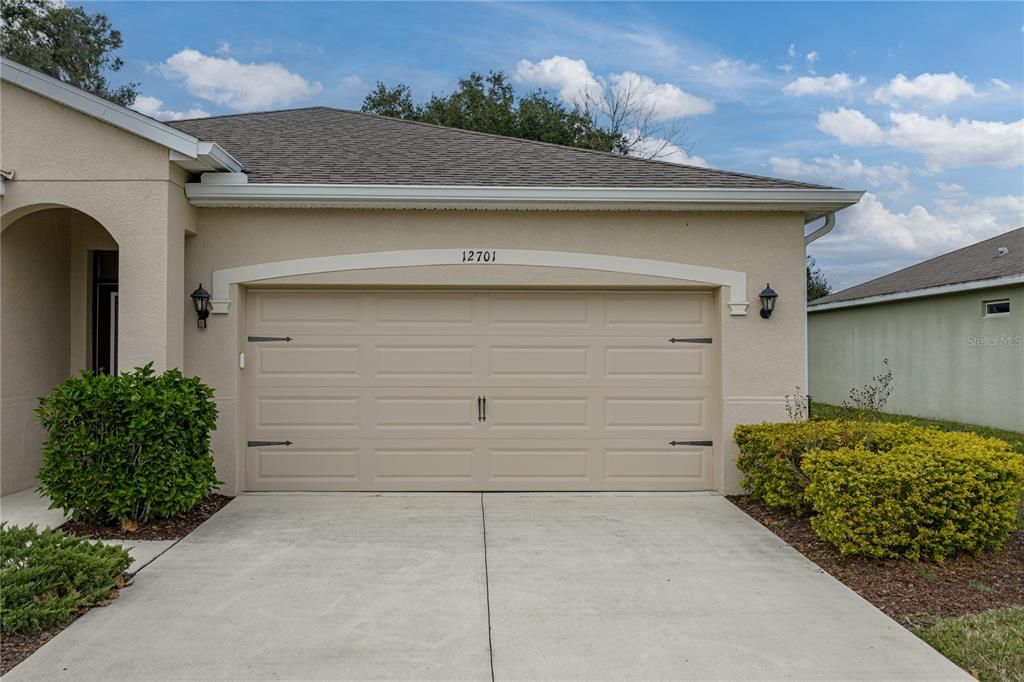 For Sale: $399,000 (2 beds, 2 baths, 1822 Square Feet)