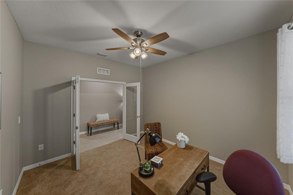 For Sale: $399,000 (2 beds, 2 baths, 1822 Square Feet)