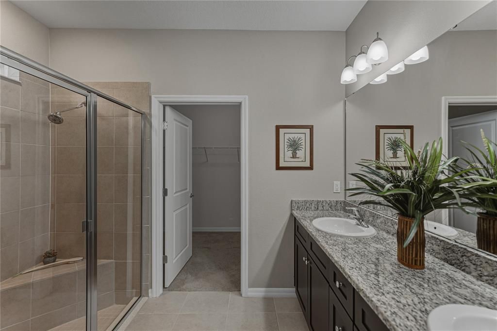 For Sale: $399,000 (2 beds, 2 baths, 1822 Square Feet)