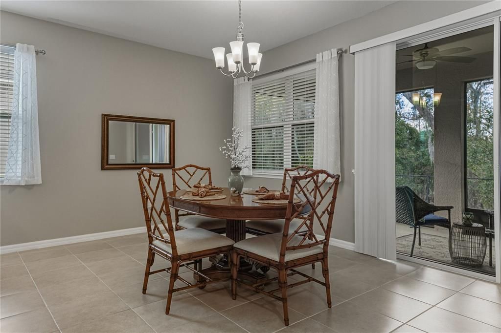 For Sale: $399,000 (2 beds, 2 baths, 1822 Square Feet)