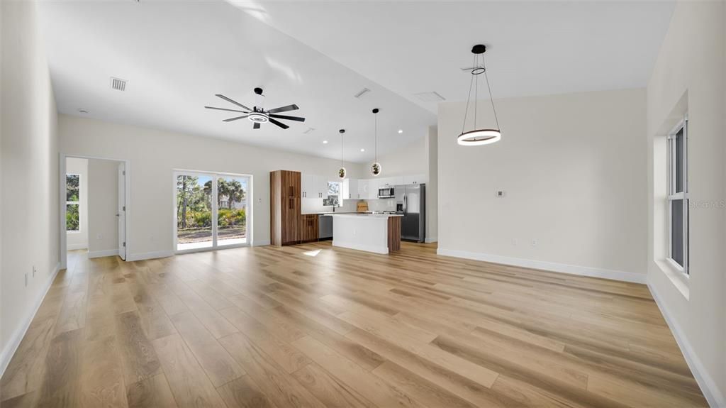 待售: $399,900 (3 贝兹, 2 浴室, 1740 平方英尺)