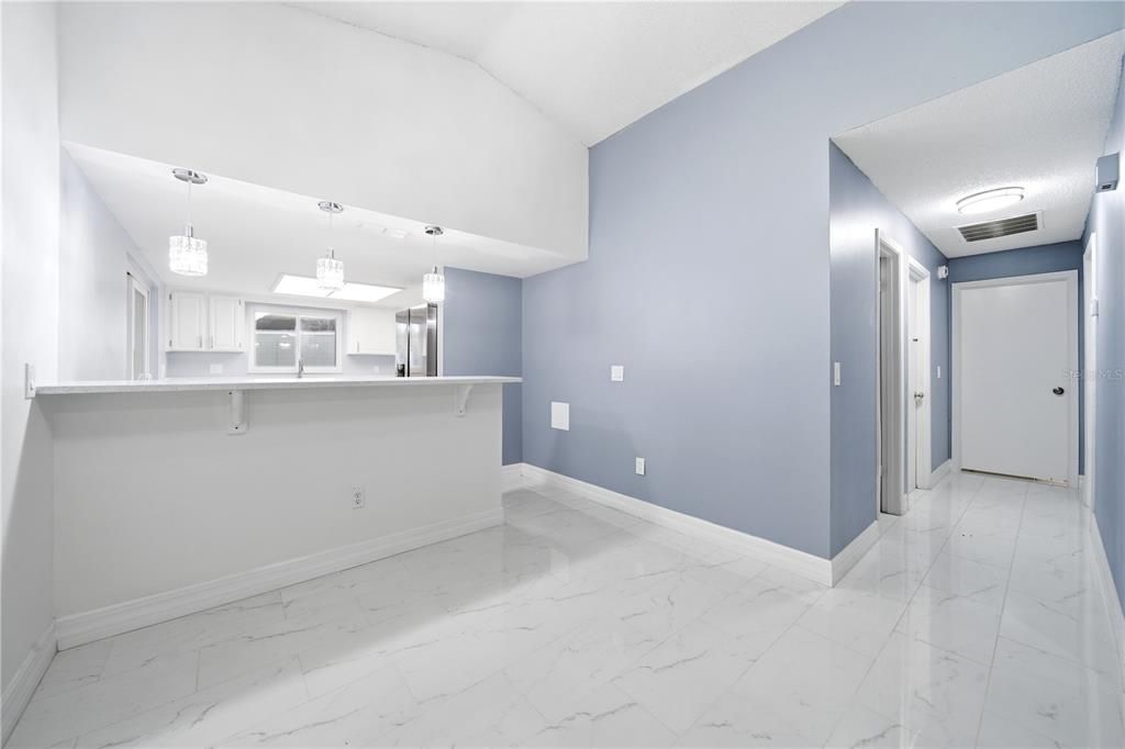 待售: $349,900 (4 贝兹, 2 浴室, 1474 平方英尺)