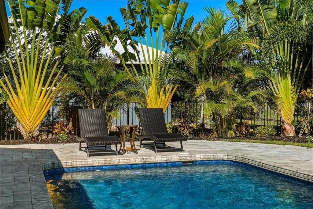 For Sale: $549,000 (3 beds, 2 baths, 2096 Square Feet)