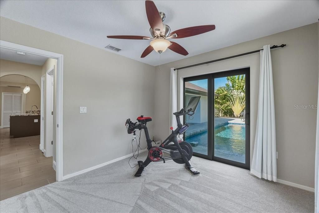 For Sale: $549,000 (3 beds, 2 baths, 2096 Square Feet)