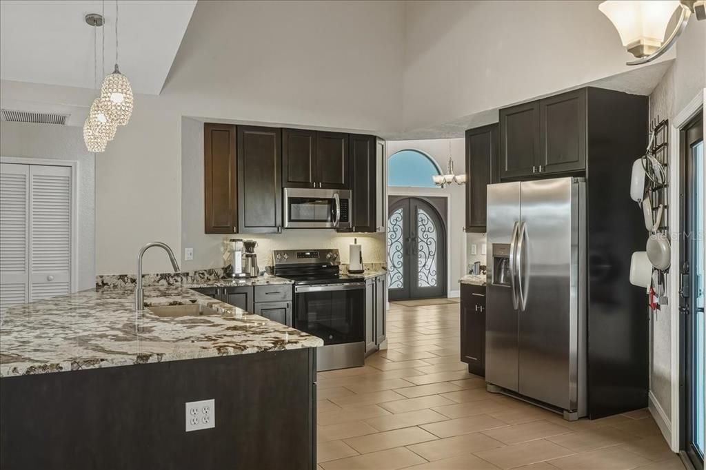 For Sale: $549,000 (3 beds, 2 baths, 2096 Square Feet)