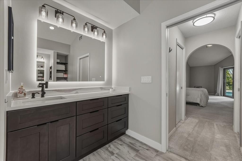 For Sale: $549,000 (3 beds, 2 baths, 2096 Square Feet)