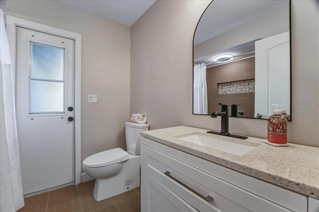 For Sale: $549,000 (3 beds, 2 baths, 2096 Square Feet)