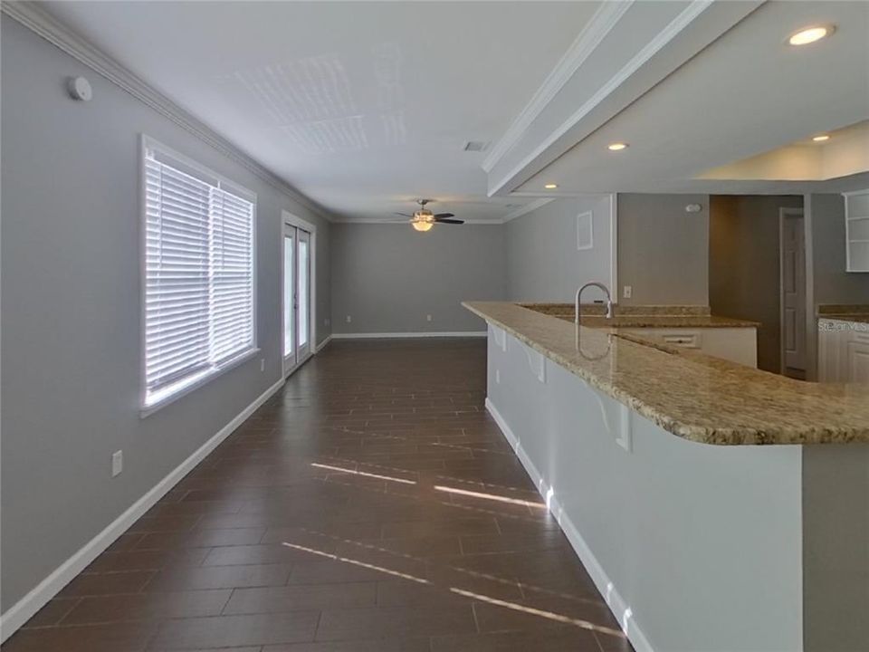 En Renta: $3,239 (3 camas, 2 baños, 2044 Pies cuadrados)