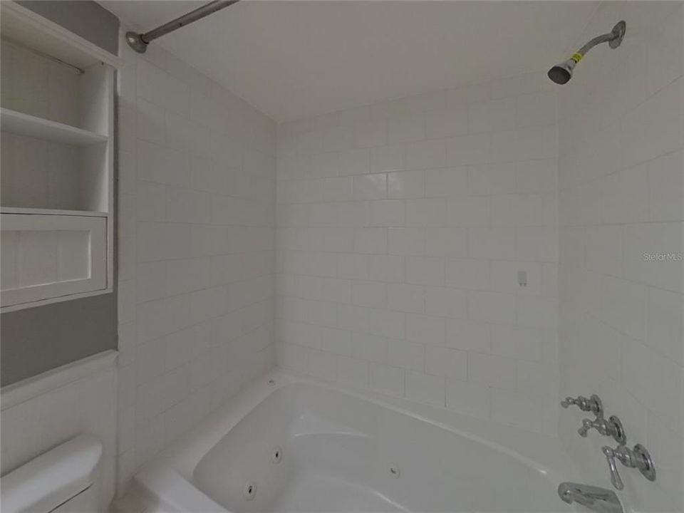 En Renta: $3,239 (3 camas, 2 baños, 2044 Pies cuadrados)