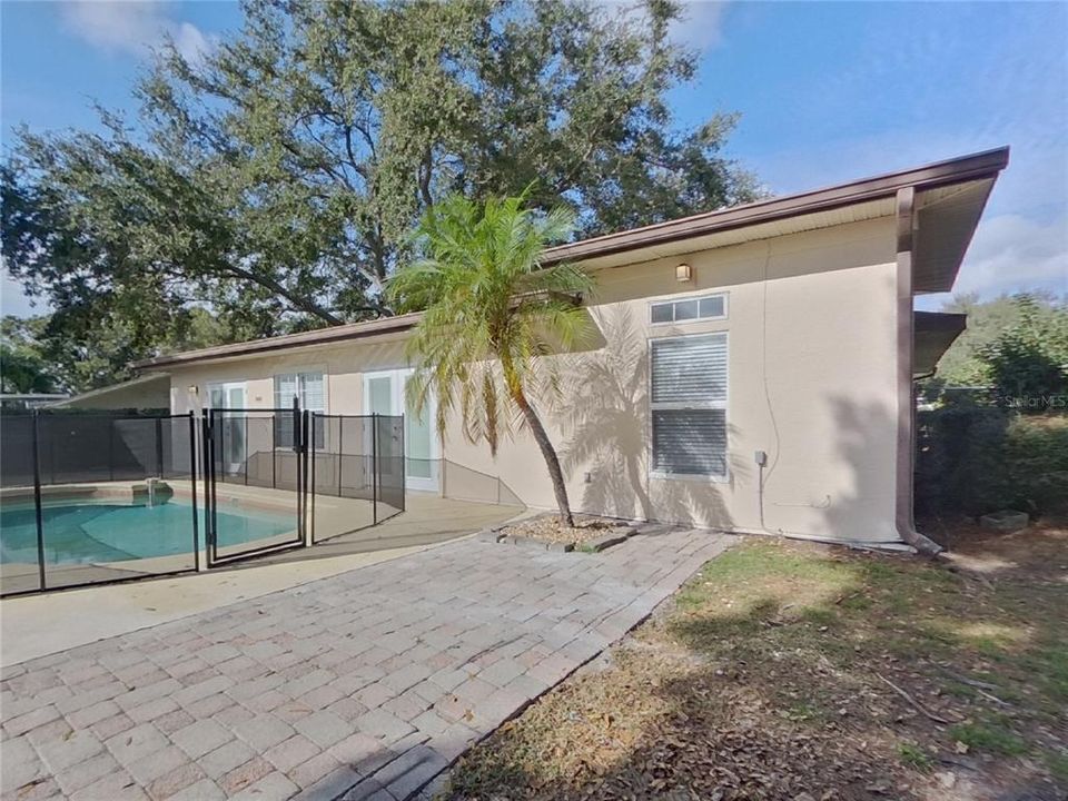 En Renta: $3,239 (3 camas, 2 baños, 2044 Pies cuadrados)