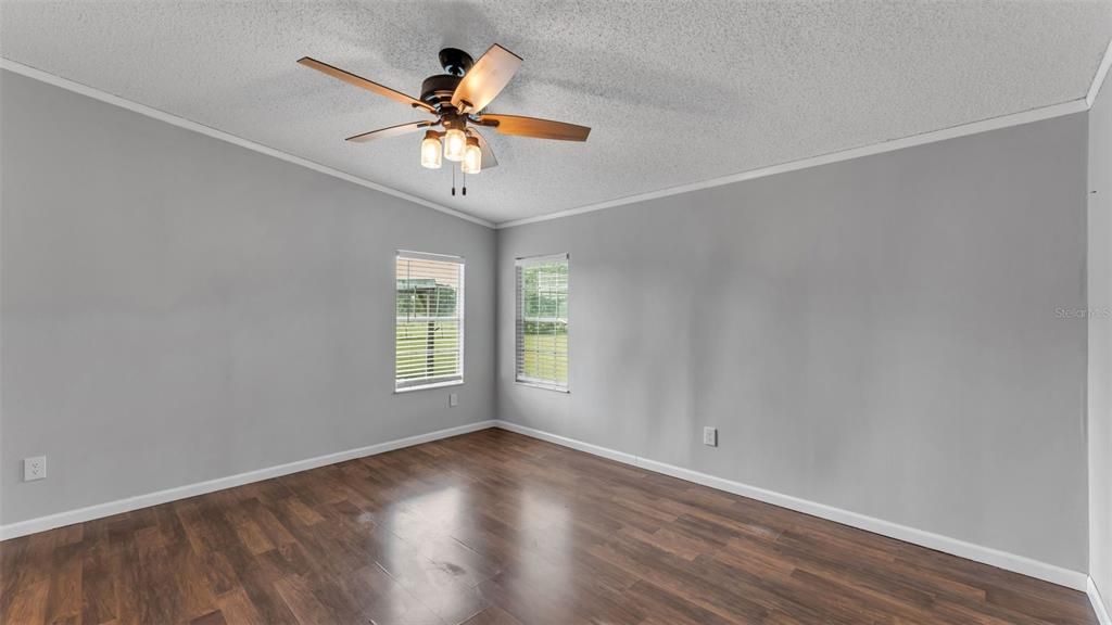 待售: $339,000 (3 贝兹, 2 浴室, 1352 平方英尺)