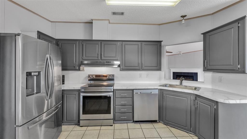 待售: $339,000 (3 贝兹, 2 浴室, 1352 平方英尺)