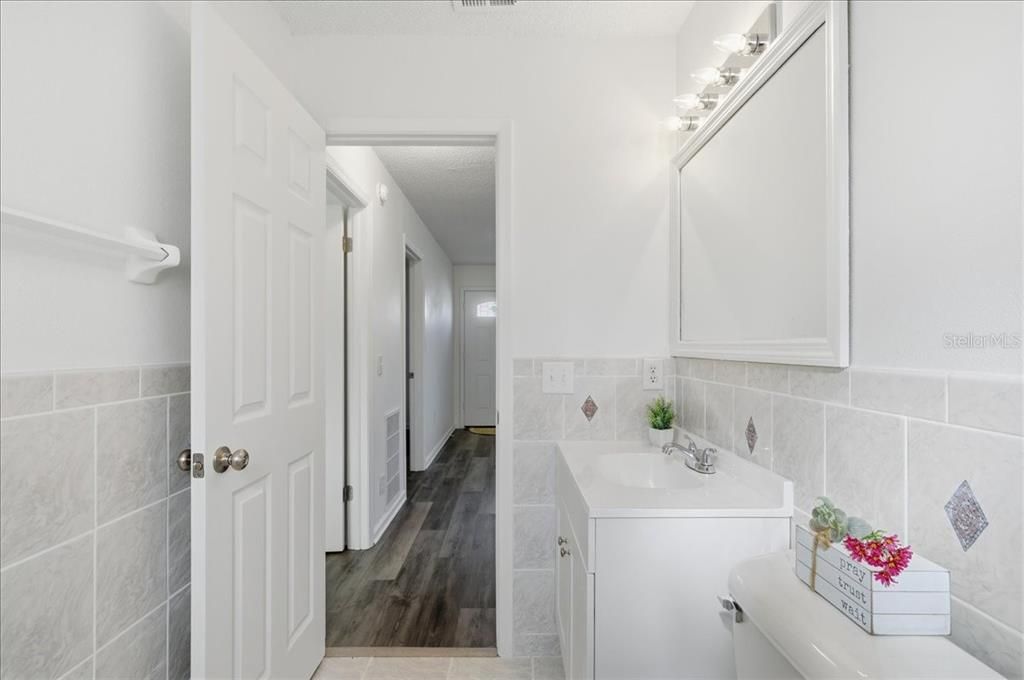 En Venta: $215,500 (2 camas, 1 baños, 1371 Pies cuadrados)