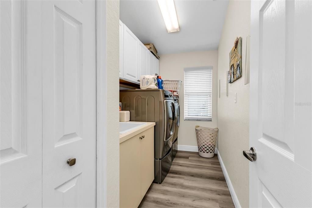 待售: $449,000 (3 贝兹, 2 浴室, 2246 平方英尺)