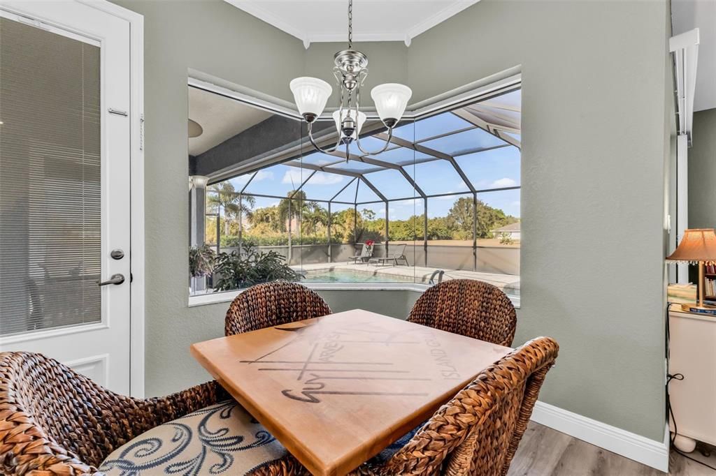 待售: $449,000 (3 贝兹, 2 浴室, 2246 平方英尺)