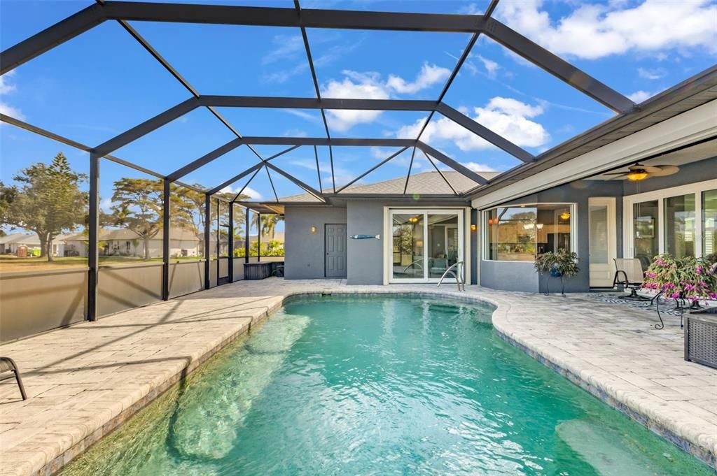 待售: $449,000 (3 贝兹, 2 浴室, 2246 平方英尺)