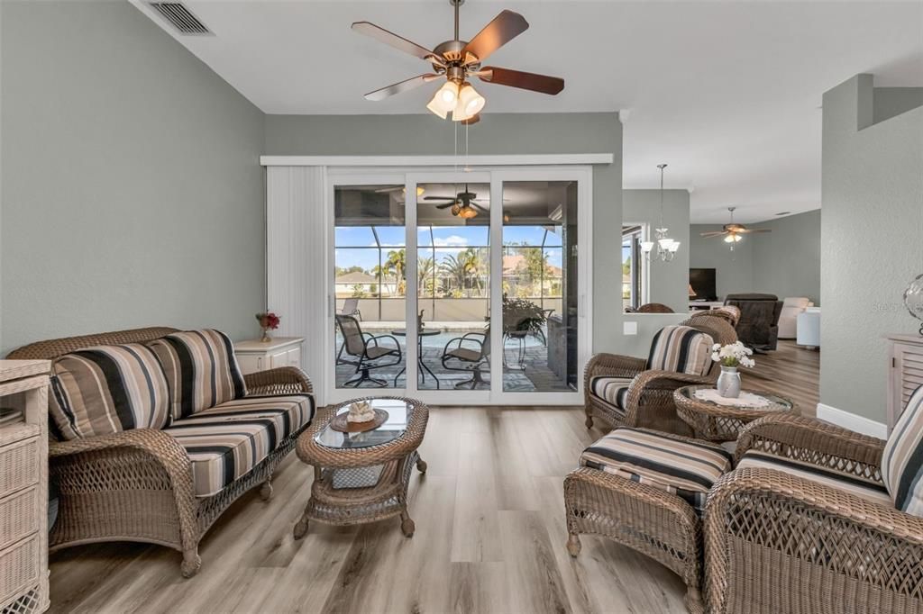 待售: $449,000 (3 贝兹, 2 浴室, 2246 平方英尺)