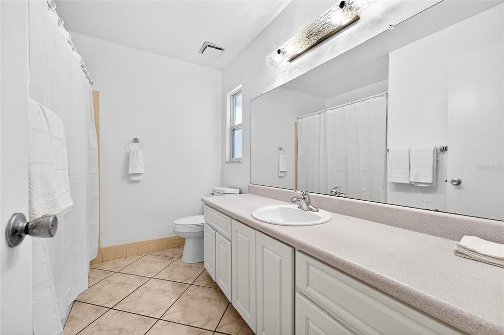 На продажу: $495,000 (4 спален, 2 ванн, 1930 Квадратных фут)