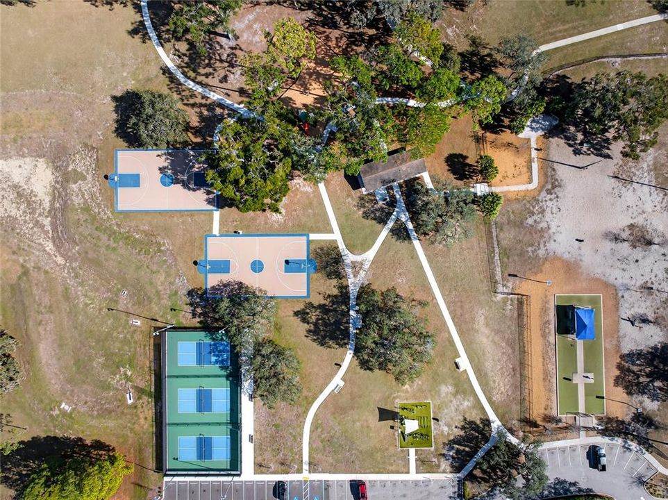 На продажу: $495,000 (4 спален, 2 ванн, 1930 Квадратных фут)