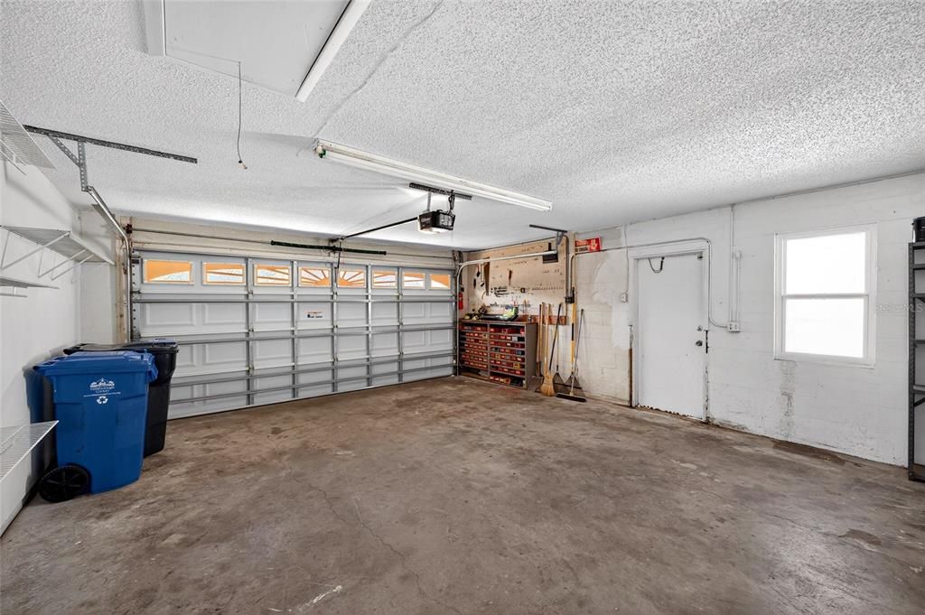 На продажу: $495,000 (4 спален, 2 ванн, 1930 Квадратных фут)