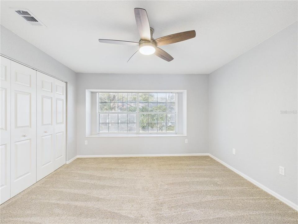 For Sale: $209,000 (2 beds, 2 baths, 1326 Square Feet)