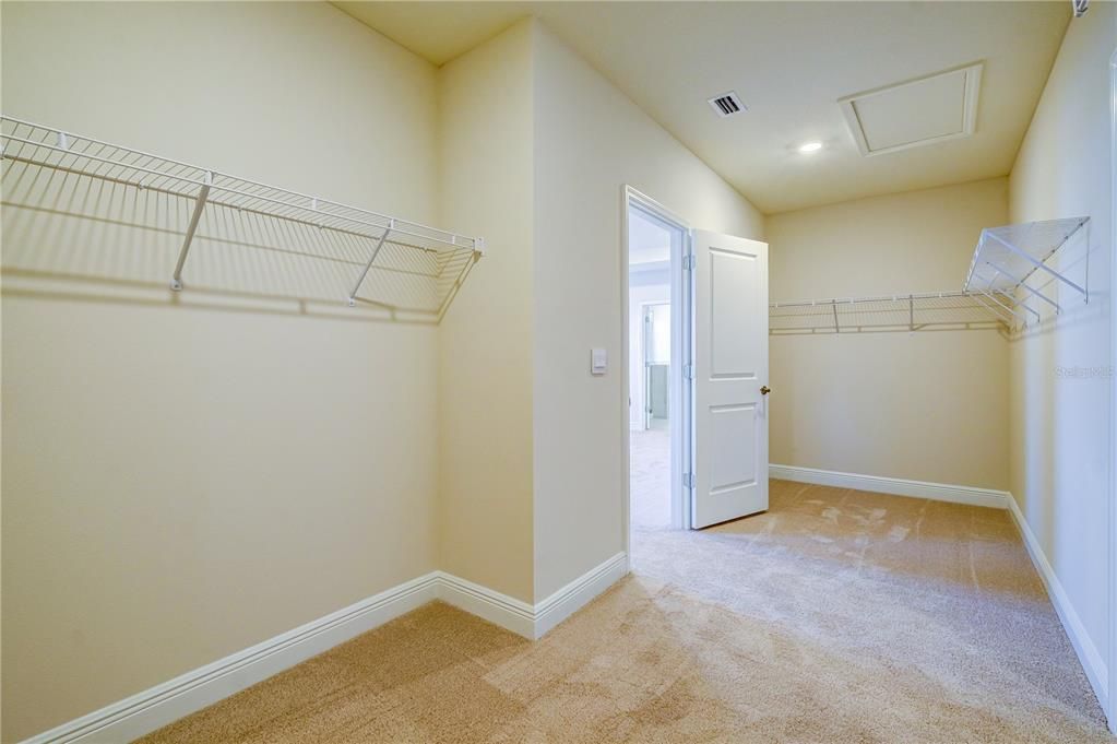 В аренду: $4,200 (4 спален, 3 ванн, 3313 Квадратных фут)