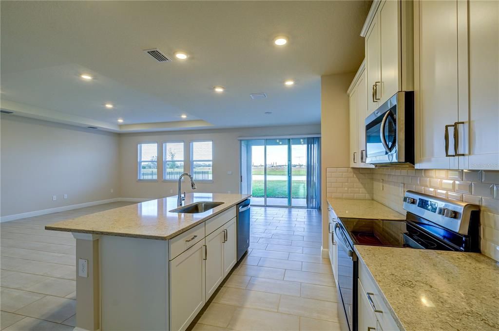 В аренду: $4,200 (4 спален, 3 ванн, 3313 Квадратных фут)