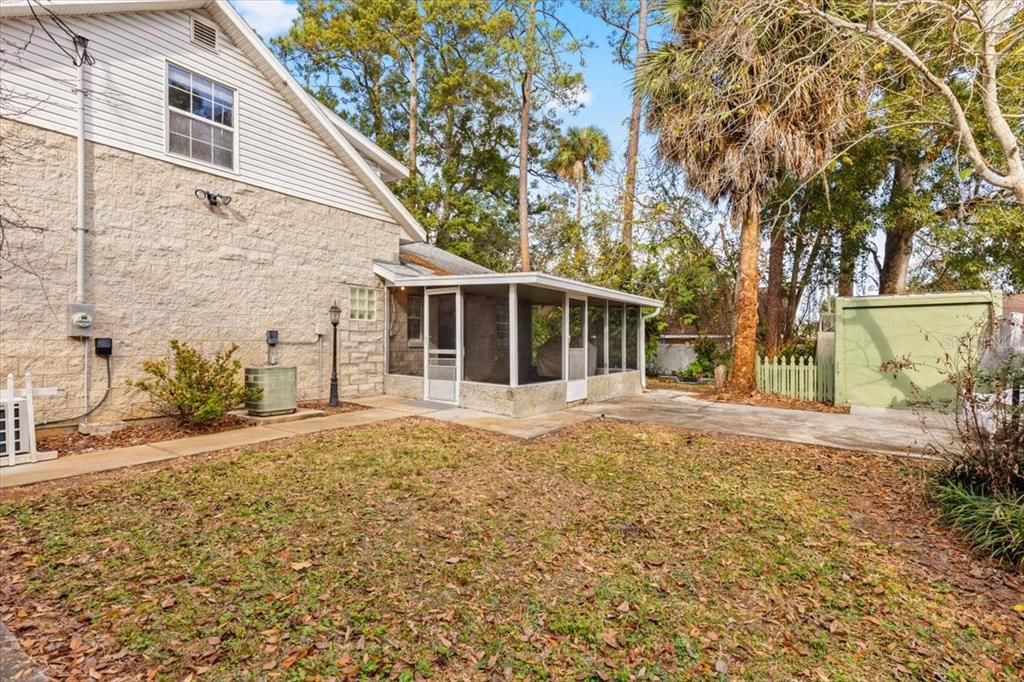 For Sale: $279,900 (3 beds, 2 baths, 1496 Square Feet)