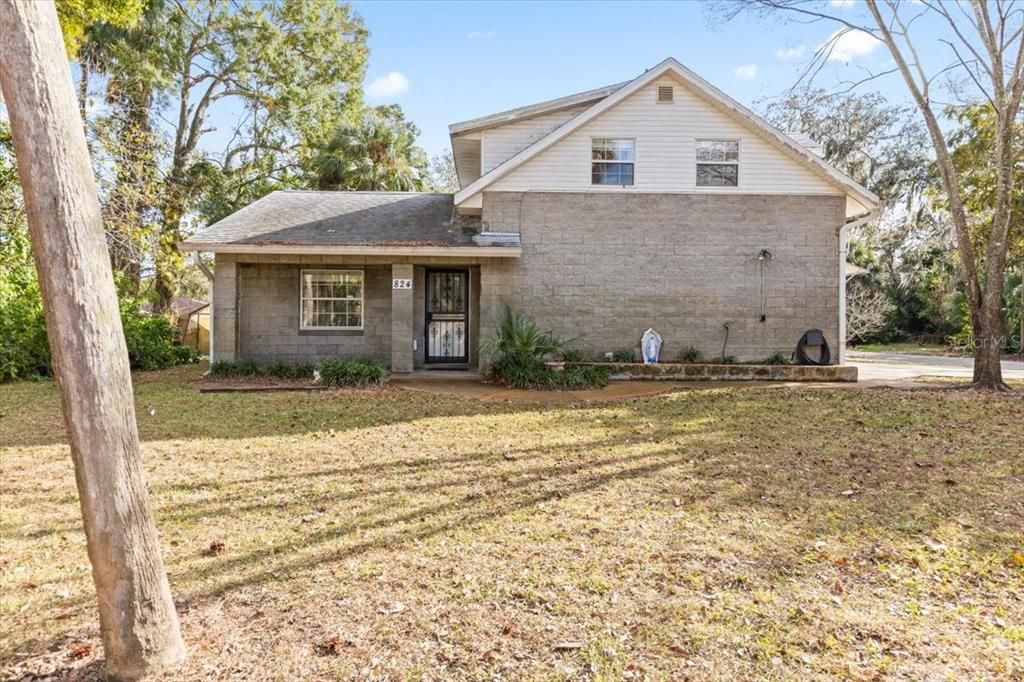 For Sale: $279,900 (3 beds, 2 baths, 1496 Square Feet)