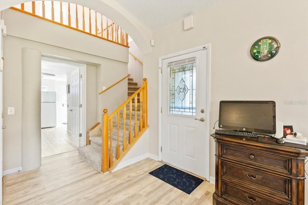 For Sale: $279,900 (3 beds, 2 baths, 1496 Square Feet)