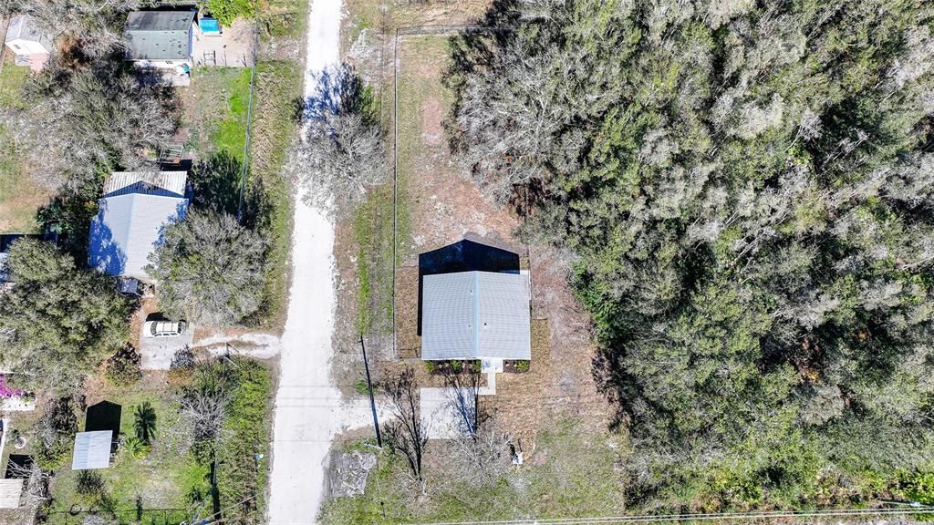 For Sale: $215,500 (3 beds, 1 baths, 952 Square Feet)