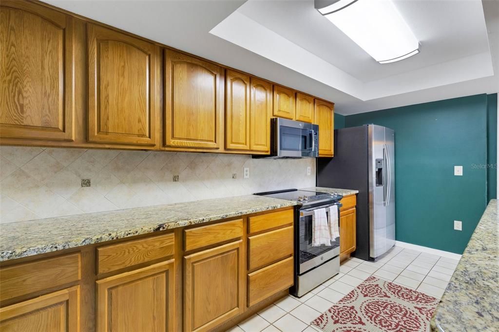 待售: $125,000 (2 贝兹, 2 浴室, 1099 平方英尺)