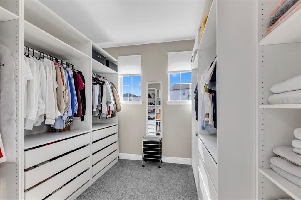 En Venta: $980,000 (6 camas, 5 baños, 4694 Pies cuadrados)