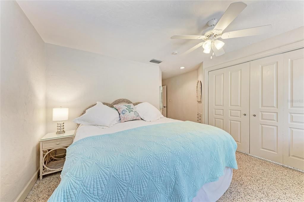 For Sale: $750,000 (3 beds, 2 baths, 1818 Square Feet)