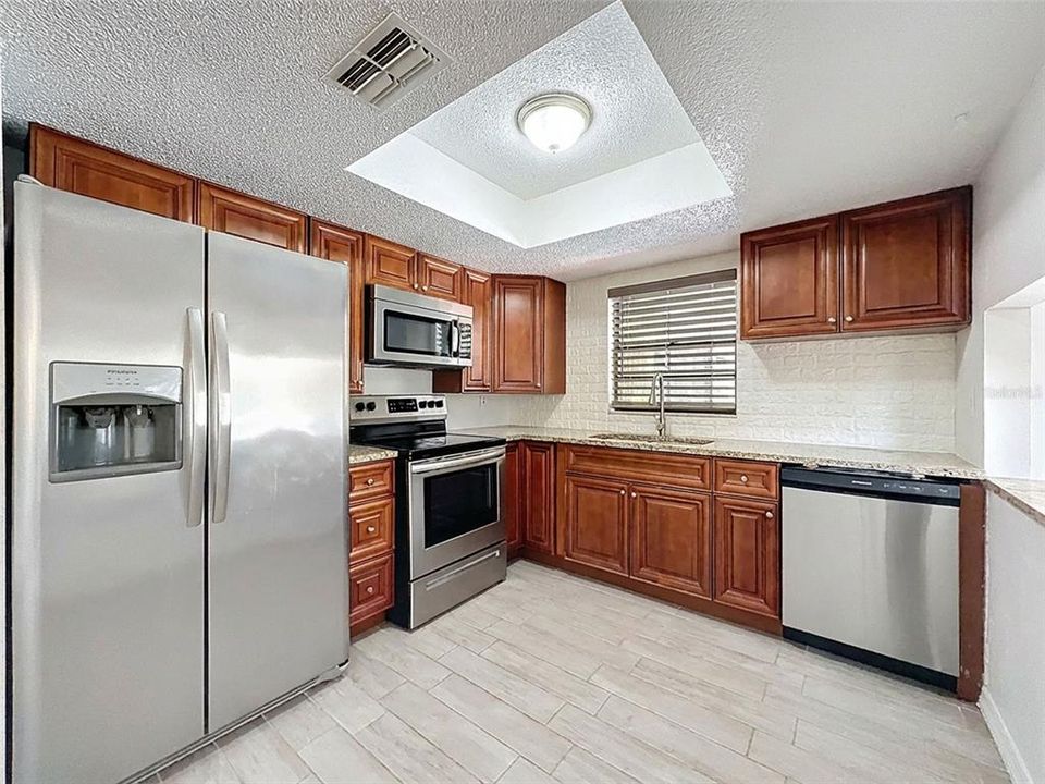 На продажу: $264,000 (3 спален, 2 ванн, 1178 Квадратных фут)