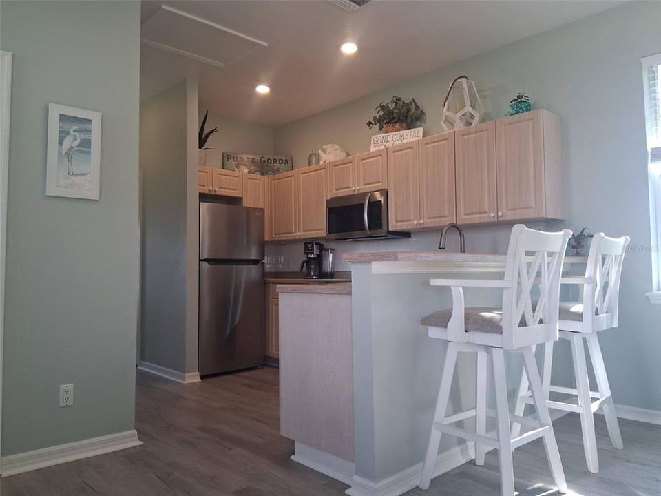 出租: $3,200 (1 贝兹, 1 浴室, 760 平方英尺)