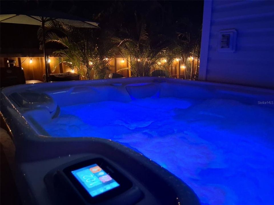 出租: $3,200 (1 贝兹, 1 浴室, 760 平方英尺)