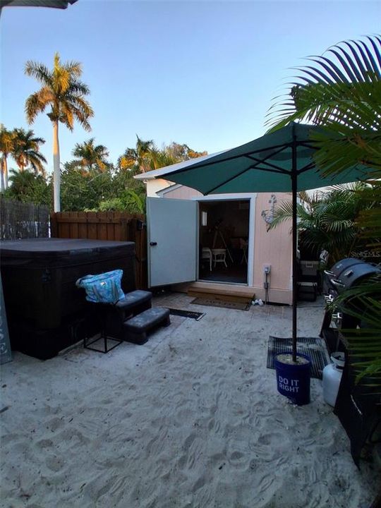 出租: $3,200 (1 贝兹, 1 浴室, 760 平方英尺)