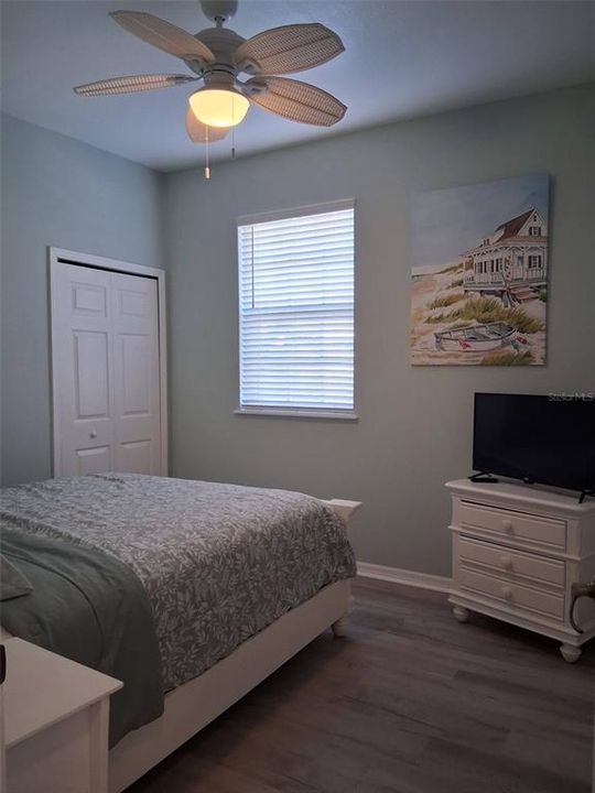 出租: $3,200 (1 贝兹, 1 浴室, 760 平方英尺)