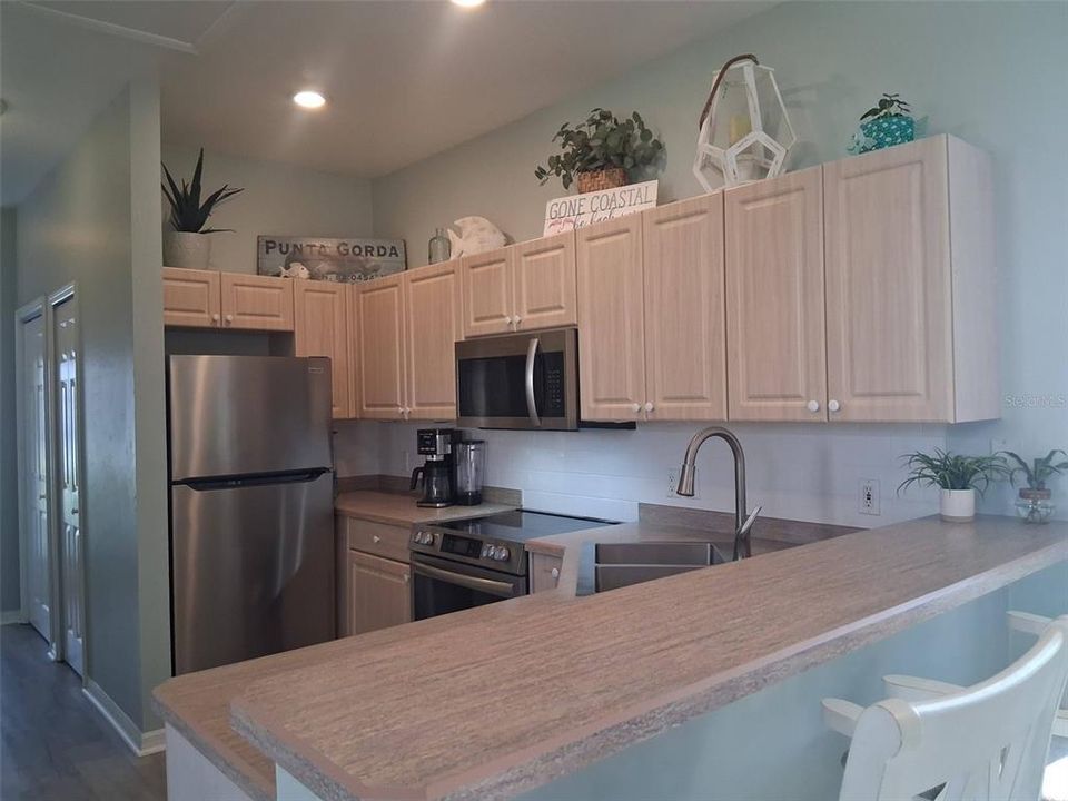 出租: $3,200 (1 贝兹, 1 浴室, 760 平方英尺)