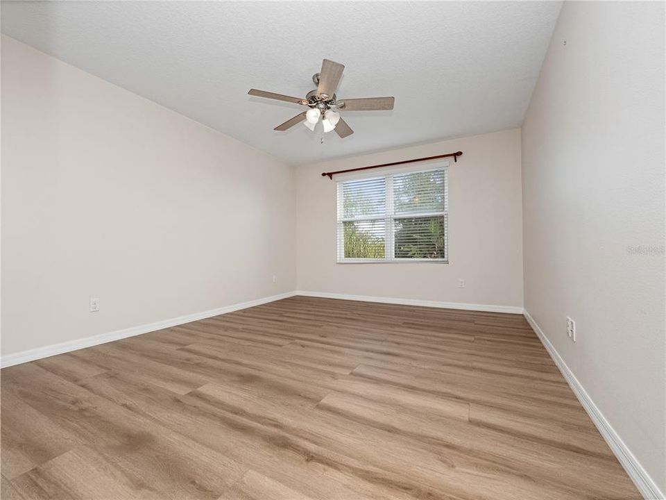 For Sale: $799,900 (4 beds, 4 baths, 3871 Square Feet)