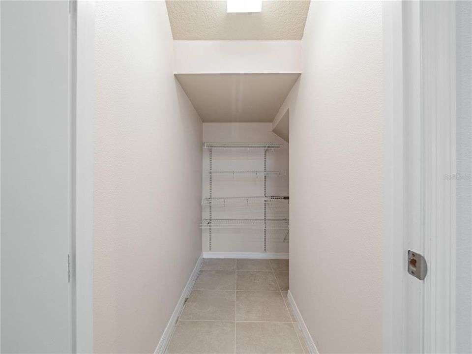 For Sale: $799,900 (4 beds, 4 baths, 3871 Square Feet)