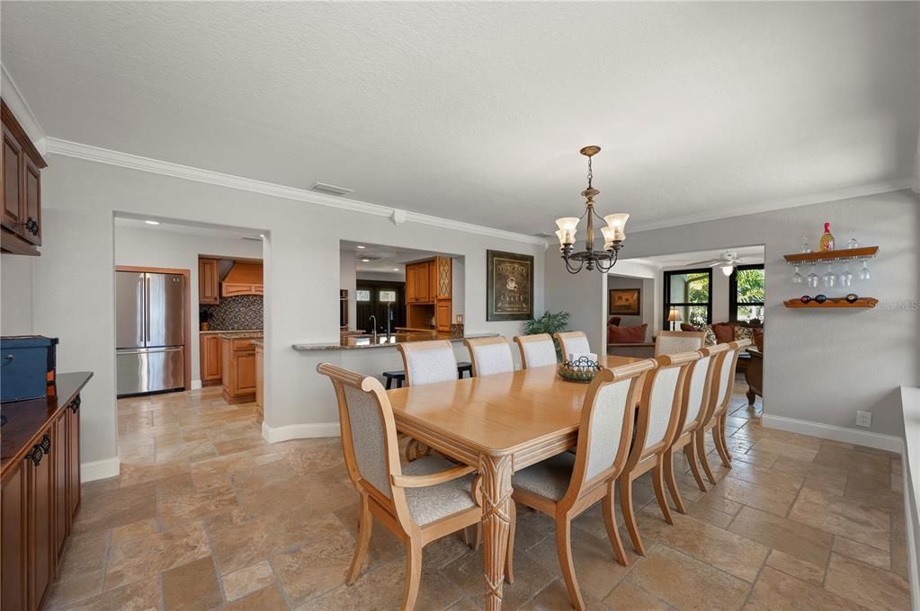 For Sale: $599,000 (3 beds, 2 baths, 2061 Square Feet)