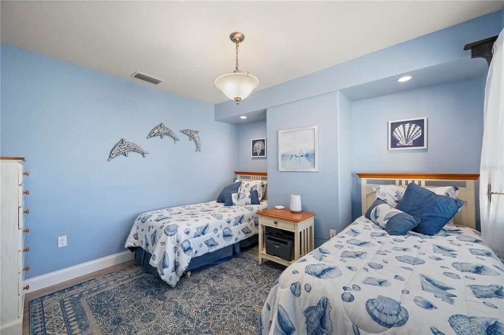 For Sale: $599,000 (3 beds, 2 baths, 2061 Square Feet)