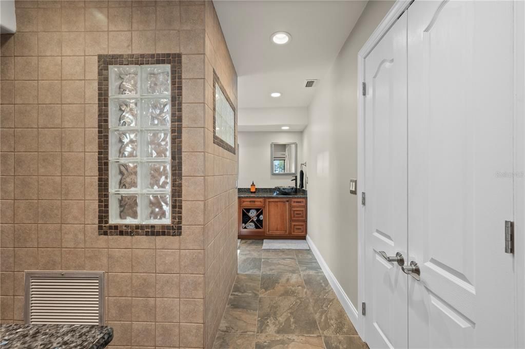 For Sale: $599,000 (3 beds, 2 baths, 2061 Square Feet)