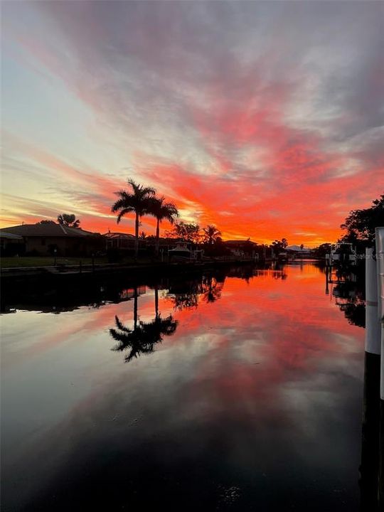 For Sale: $599,000 (3 beds, 2 baths, 2061 Square Feet)