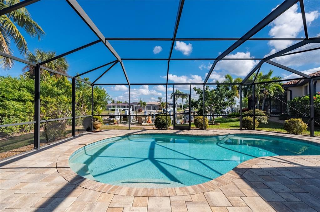 For Sale: $599,000 (3 beds, 2 baths, 2061 Square Feet)