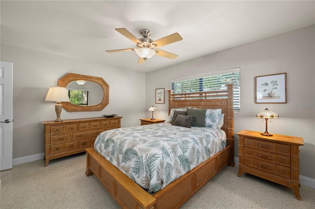 For Sale: $599,000 (3 beds, 2 baths, 2061 Square Feet)