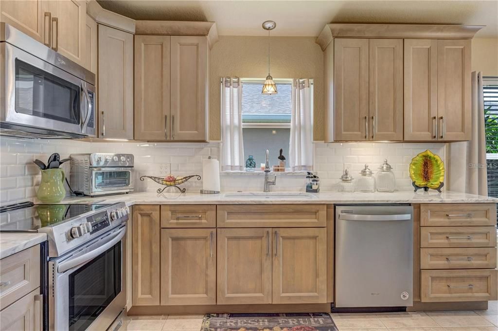 待售: $339,900 (3 贝兹, 2 浴室, 1713 平方英尺)