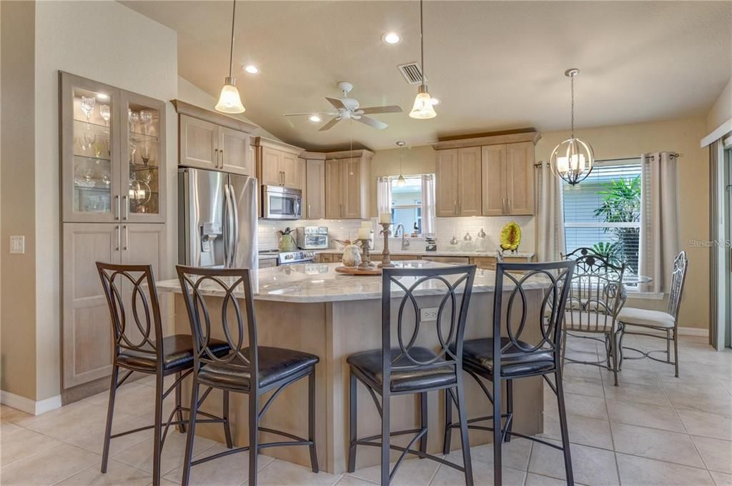 待售: $339,900 (3 贝兹, 2 浴室, 1713 平方英尺)